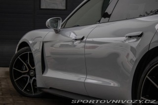 Porsche Taycan 350kw 2023 / AJ NA SPLÁT 2023