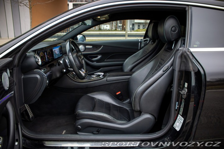 Mercedes-Benz E Kupé  400 4MATIC A/T / AJ 2017