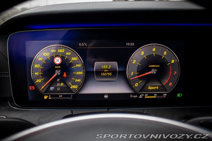 Mercedes-Benz E Kupé  400 4MATIC A/T / AJ 2017