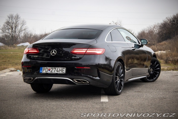 Mercedes-Benz E Kupé  400 4MATIC A/T / AJ 2017