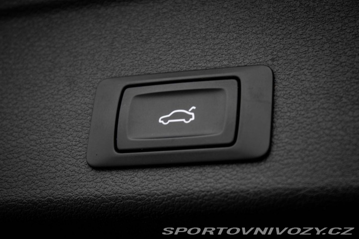 Audi A4 Avant  3.0TDI 200kw AT/8 2016