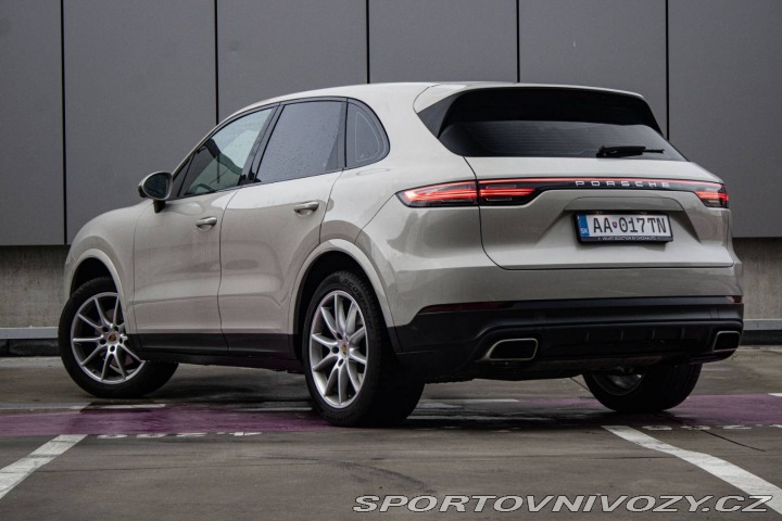 Porsche Cayenne 4x4 250kW / AJ NA SPLÁTK 2022