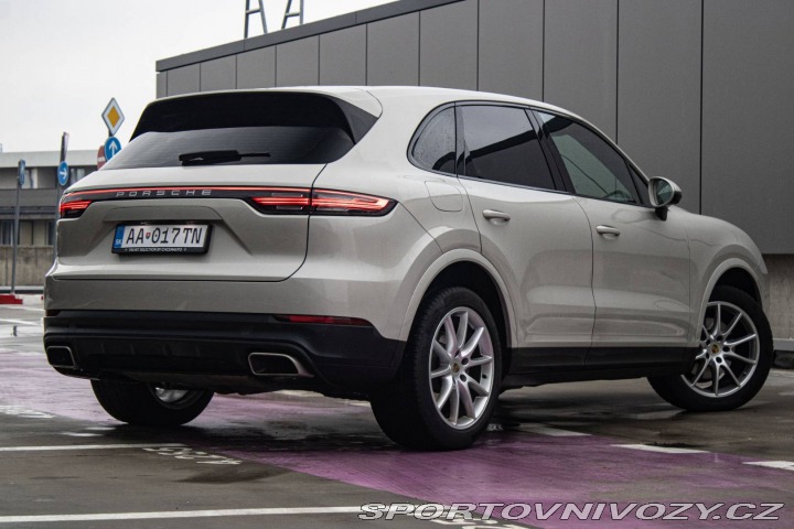 Porsche Cayenne 4x4 250kW / AJ NA SPLÁTK 2022