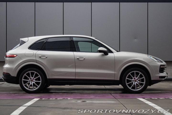 Porsche Cayenne 4x4 250kW / AJ NA SPLÁTK 2022