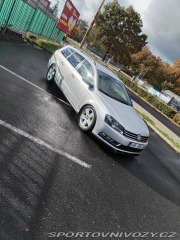 Volkswagen Ostatní modely Passat 2011