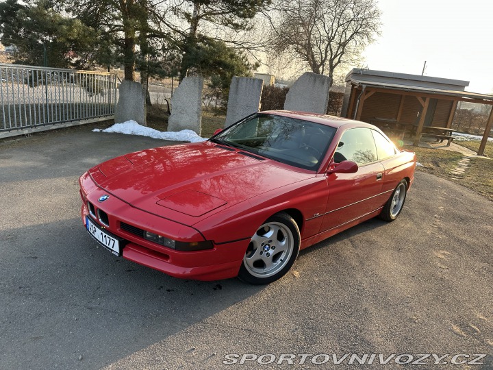 BMW 8  1991