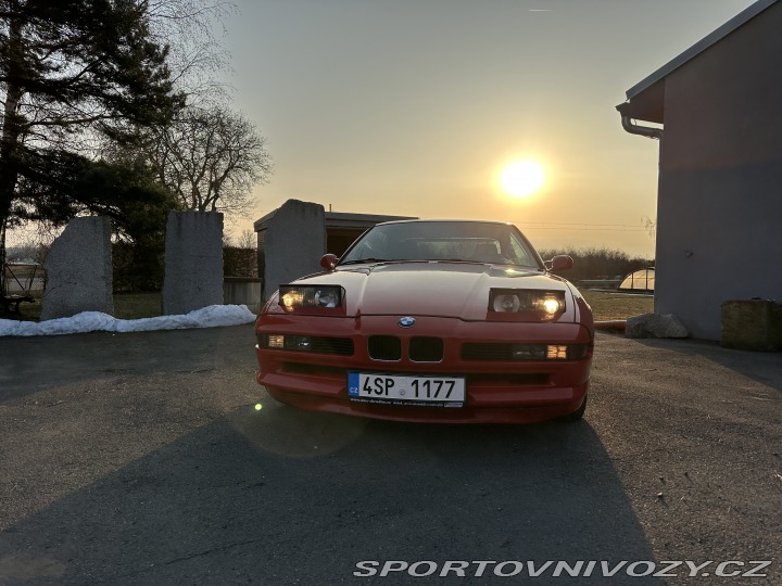 BMW 8  1991