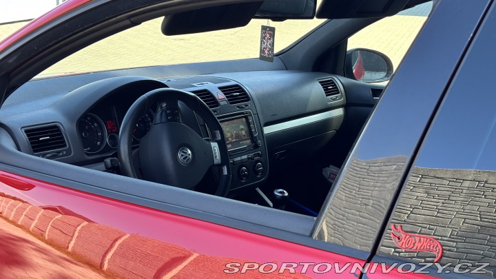 Volkswagen Golf GTI, manuál, 3dv 2005