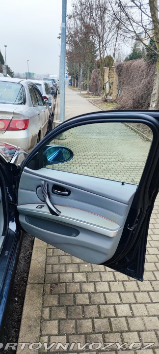 BMW 3 E91 330xd 2006