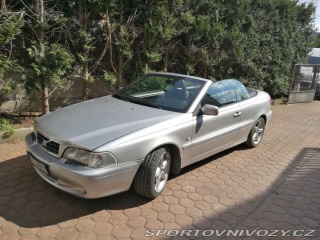 Volvo C70  2003