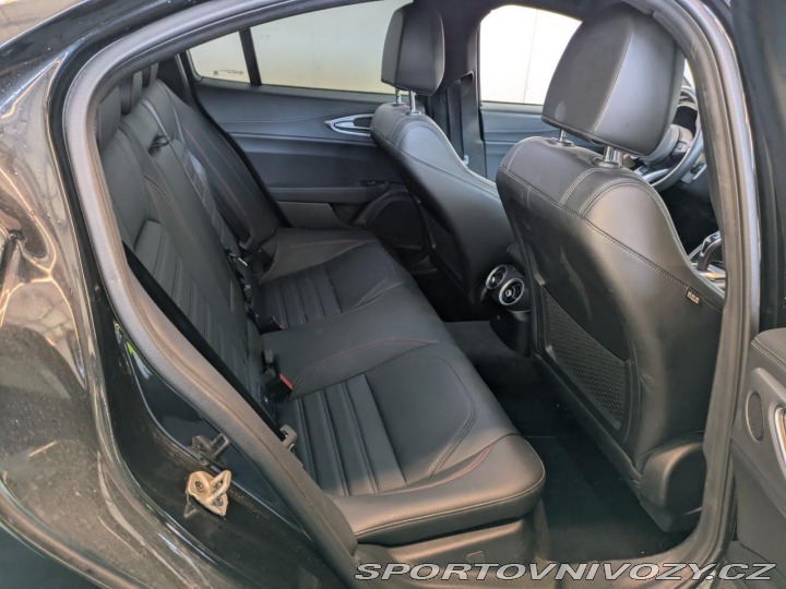 Alfa Romeo Giulia 2.0 T 206kW Q4 Competizio 2023