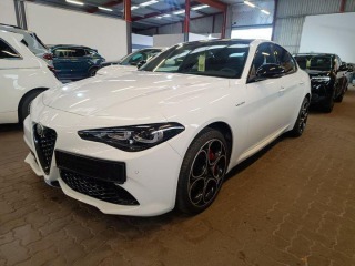 Alfa Romeo Giulia 2.0 Turbo 206kW AT8-Q4 Ve 2024