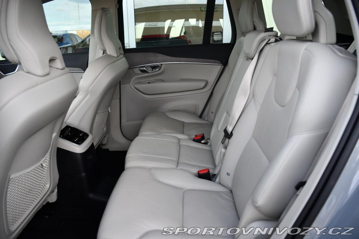 Volvo Ostatní modely XC90 T8 AWD RECHARGE SoH 100% 2024