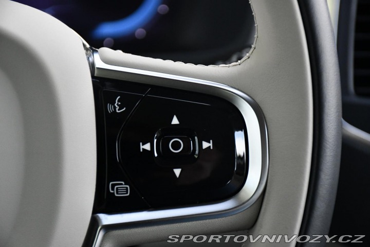 Volvo Ostatní modely XC90 T8 AWD RECHARGE REZERVACE 2024