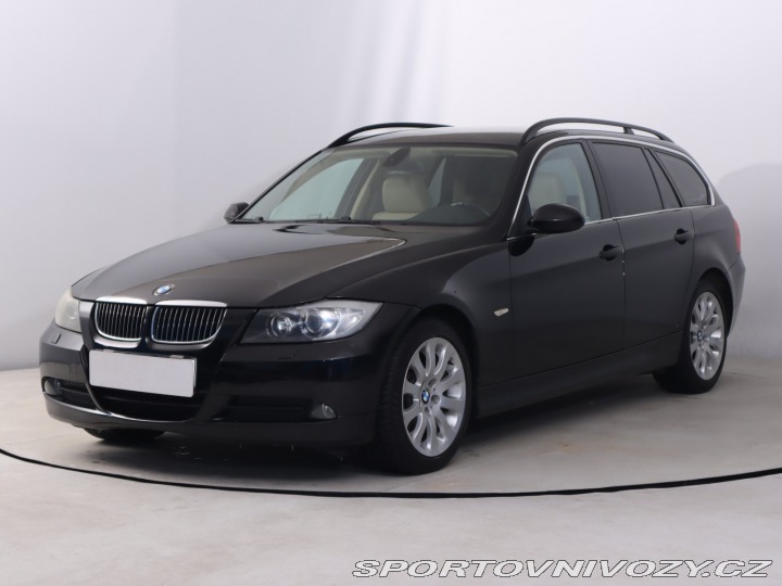 BMW 3 325 i 2009