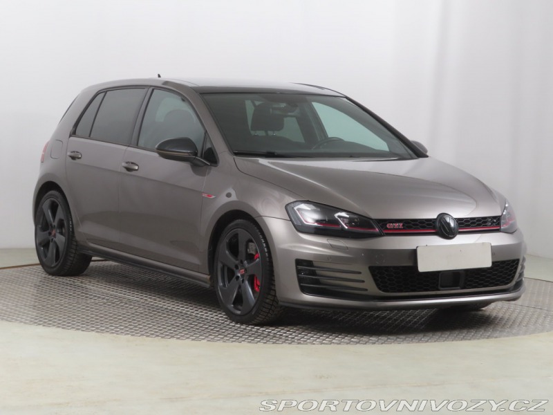 Volkswagen Golf GT 2.0 GTI