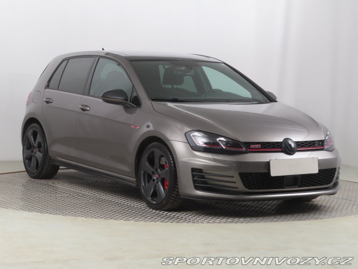 Volkswagen Golf GT 2.0 GTI 2013