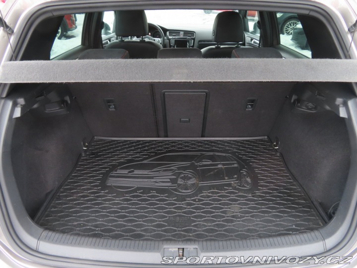 Volkswagen Golf GT 2.0 GTI 2013