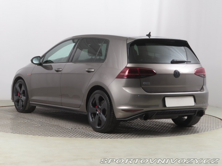 Volkswagen Golf GT 2.0 GTI 2013