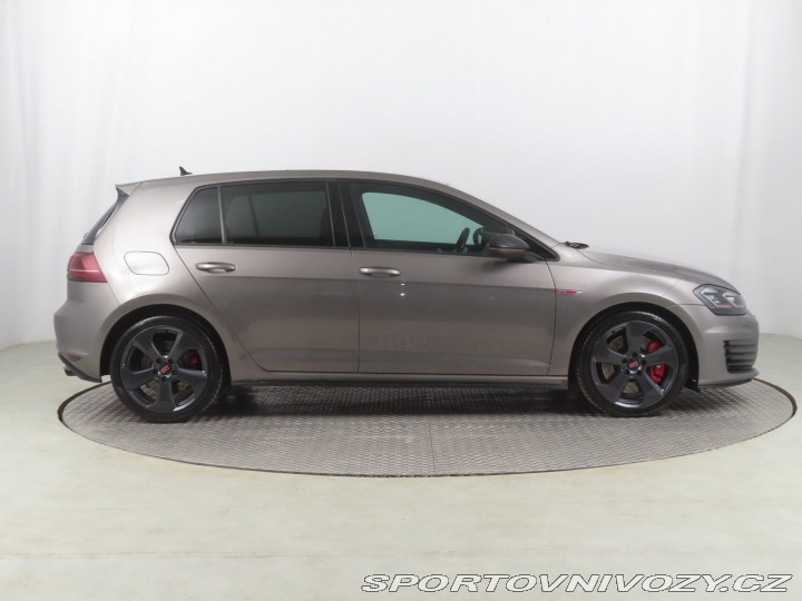 Volkswagen Golf GT 2.0 GTI 2013