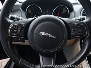 Jaguar XE Pure E-Performance 2016