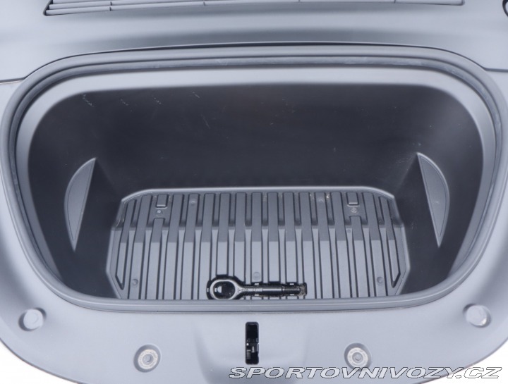 Tesla Model Y Long Range AWD 75kWh 2021