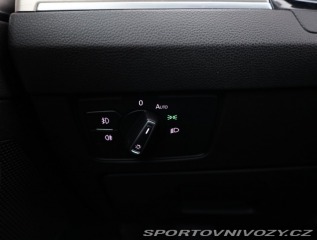Volkswagen Ostatní modely Passat Highline 2.0 BiTDI 2015