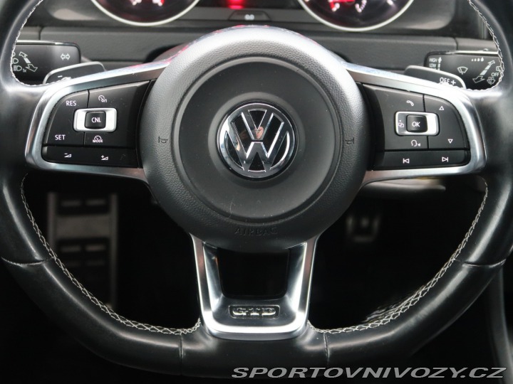 Volkswagen Golf 2.0 TDI GTD 2014