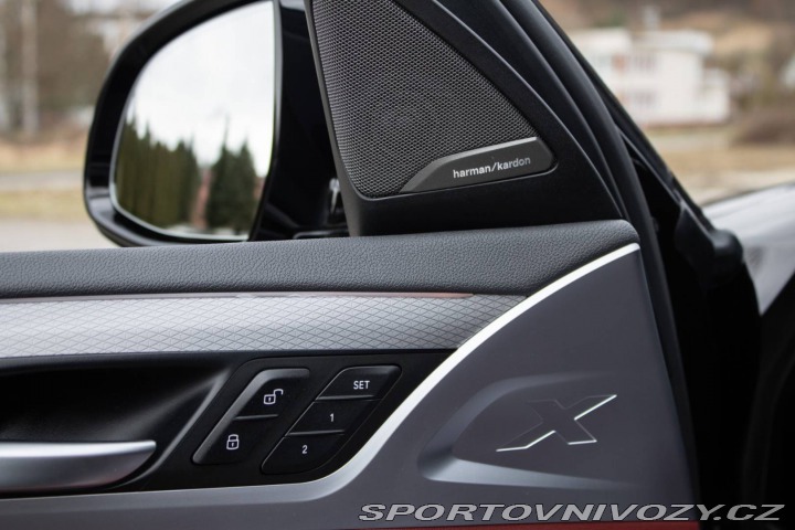 BMW X4 M40i A/T, 265kW, A8 / AJ 2019