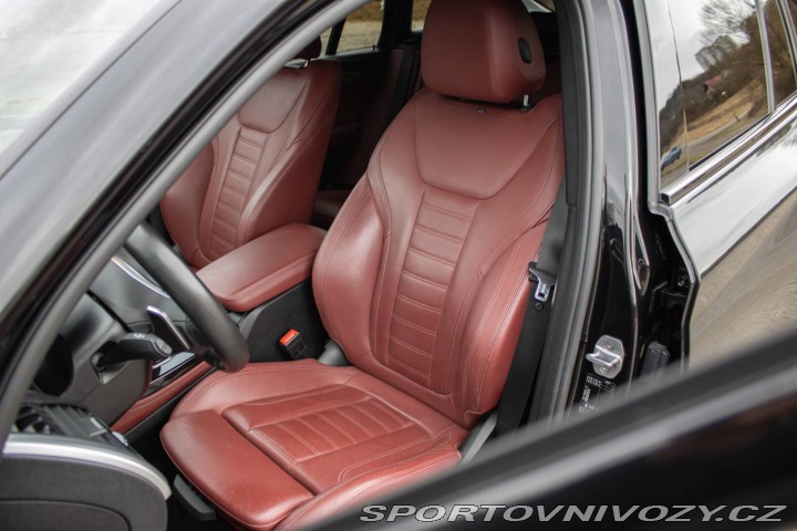 BMW X4 M40i A/T, 265kW, A8 / AJ 2019