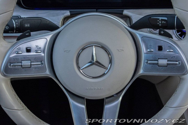 Mercedes-Benz CLS Kupé  450 4Matic  / Nelak 2019