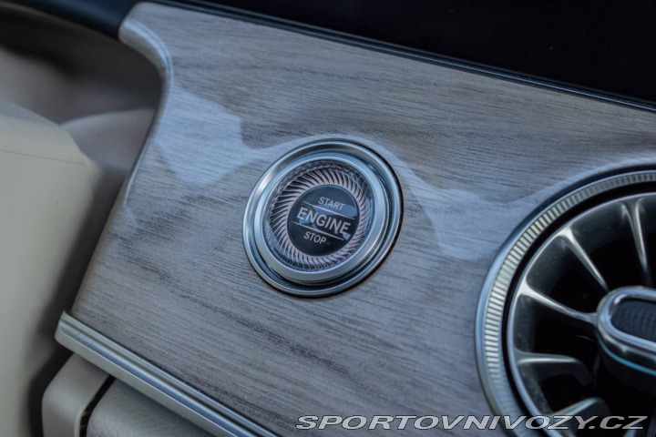 Mercedes-Benz CLS Kupé  450 4Matic  / Nelak 2019