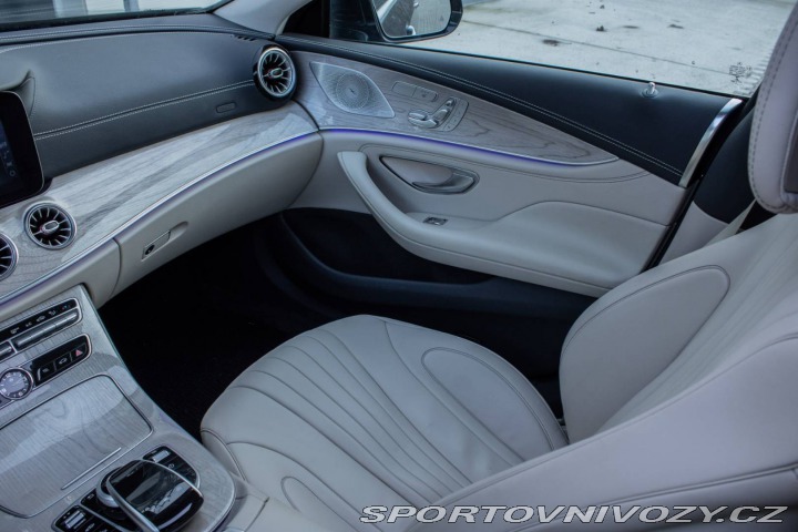 Mercedes-Benz CLS Kupé  450 4Matic  / Nelak 2019