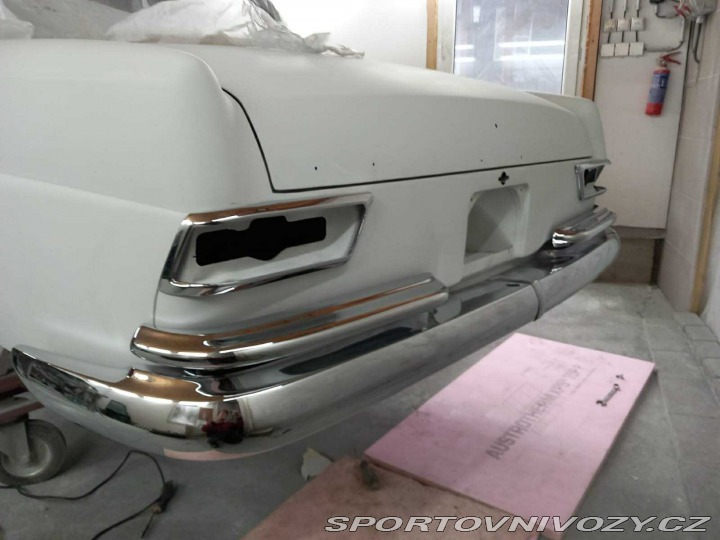 Mercedes-Benz Ostatní modely Mercedes-Benz W111 1965