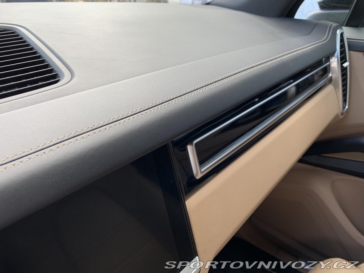 Porsche Cayenne 3.0i, 250KW, VZDUCH, ZÁRU 2019