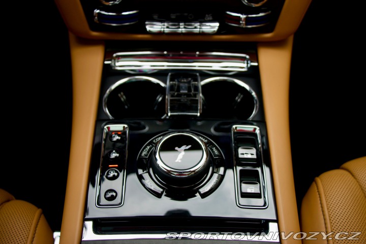 Rolls Royce Ghost TOP STAV 2021