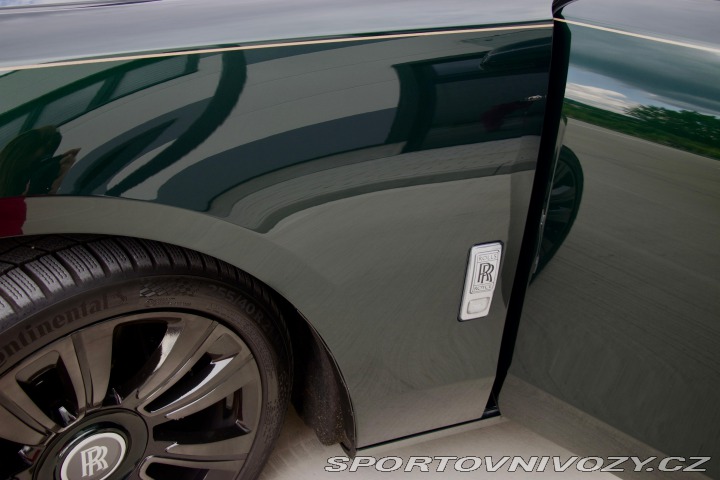 Rolls Royce Ghost TOP STAV 2021