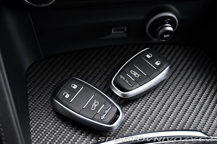 Alfa Romeo Stelvio 2.9V6 Bi-T.382 kW QUADRIF 2024