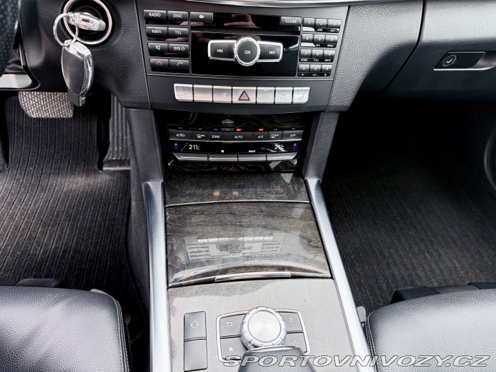 Mercedes-Benz E 200 CDI, AUTOMAT, KOMBI 2013