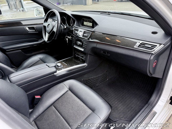 Mercedes-Benz E 200 CDI, AUTOMAT, KOMBI 2013