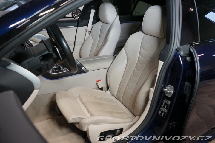 BMW 8 840i*XDRIVE*B&W*PANO* 2022