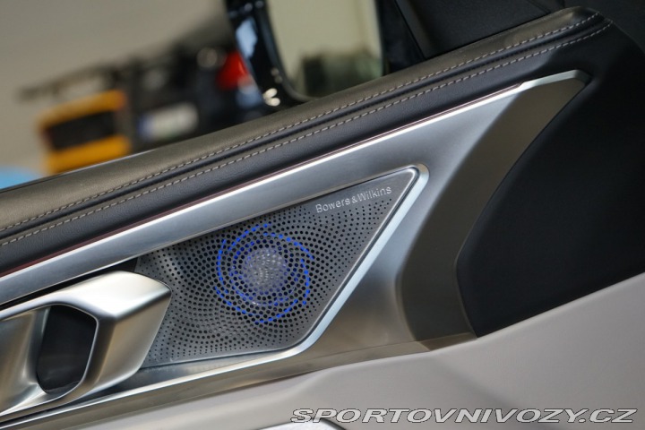 BMW 8 840i*XDRIVE*B&W*PANO* 2022