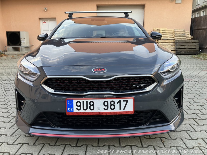 Kia ProCeed 1.6 T-GDI, Manuál