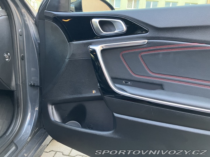 Kia ProCeed 1.6 T-GDI, Manuál 2019