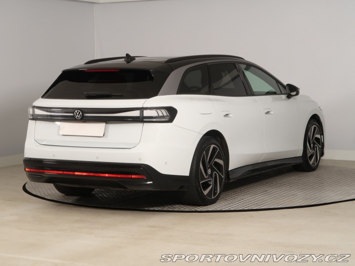 Volkswagen Ostatní modely ID.7 People Pro (77 kWh) 2024