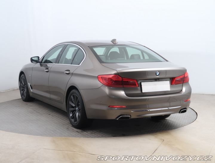 BMW 5 Luxury Line 540i xDrive 2017