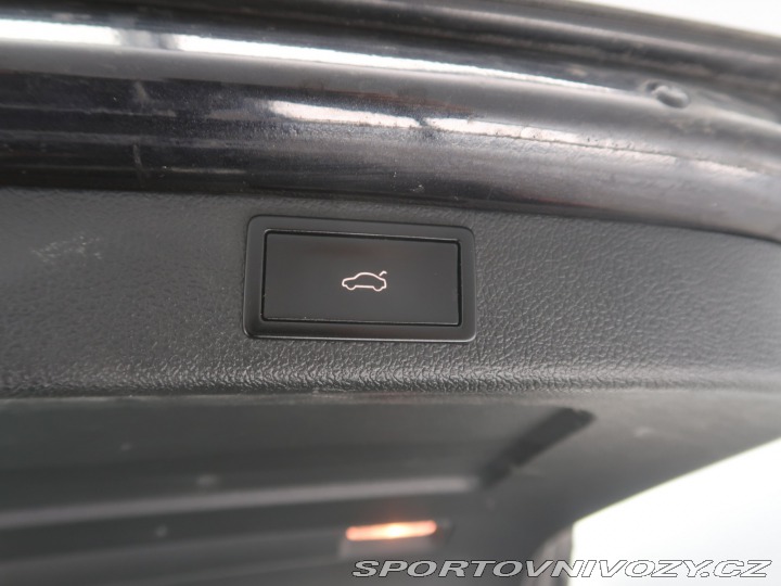 Škoda Superb Elegance 3.6 FSI V6 2013