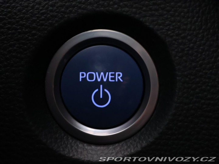 Toyota Corolla 2,0 e-CVT 132kW Executive 2021