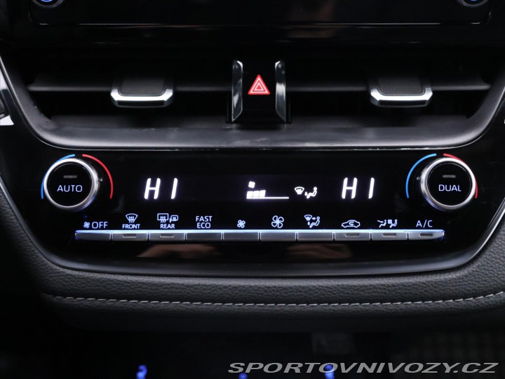 Toyota Corolla 2,0 e-CVT 132kW Executive 2021