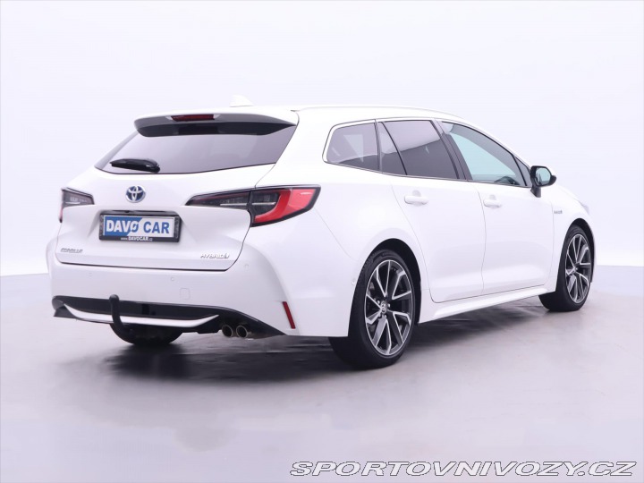 Toyota Corolla 2,0 e-CVT 132kW Executive 2021